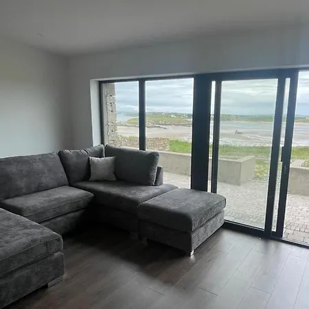 Ostan Gweedore Deluxe Apartments *